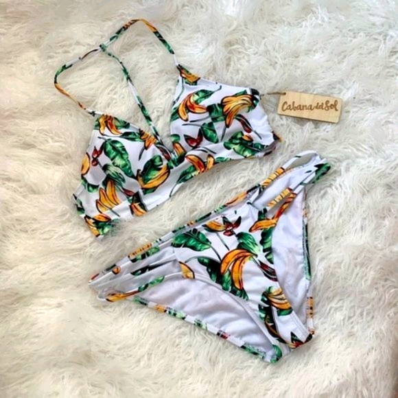 PacSun Cabana del Sol Banana Leaf Print Strappy T Back Bikini Swimsuit Set - Picture 4 of 15